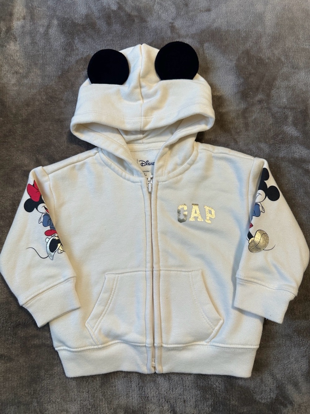 Gap × Disney Baby VintageSoft 3D Mickey & Minnie Ear Zip Hoodie - Picture 4 of 5